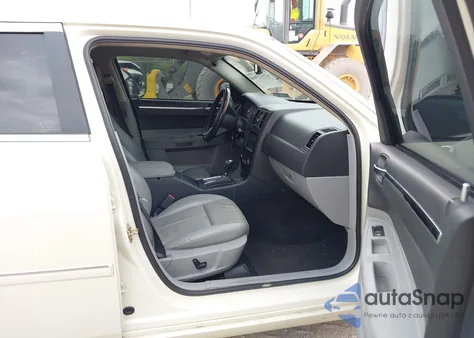 2006 Chrysler 300 Touring z USA, uszkodzony, nr VIN 2C3LK53G56H504467